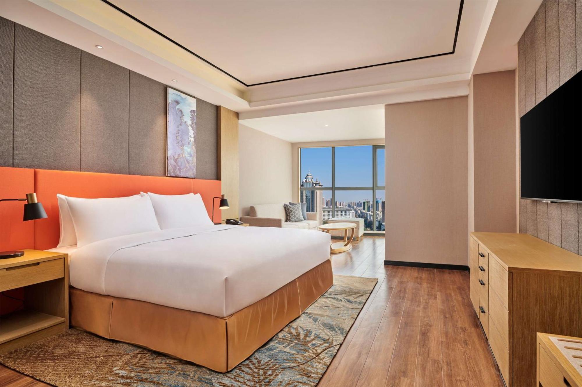 Hilton Garden Inn Wuhan Hankou Екстер'єр фото