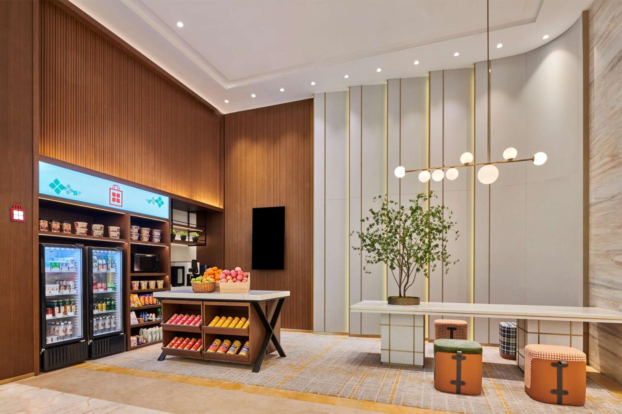 Hilton Garden Inn Wuhan Hankou Екстер'єр фото