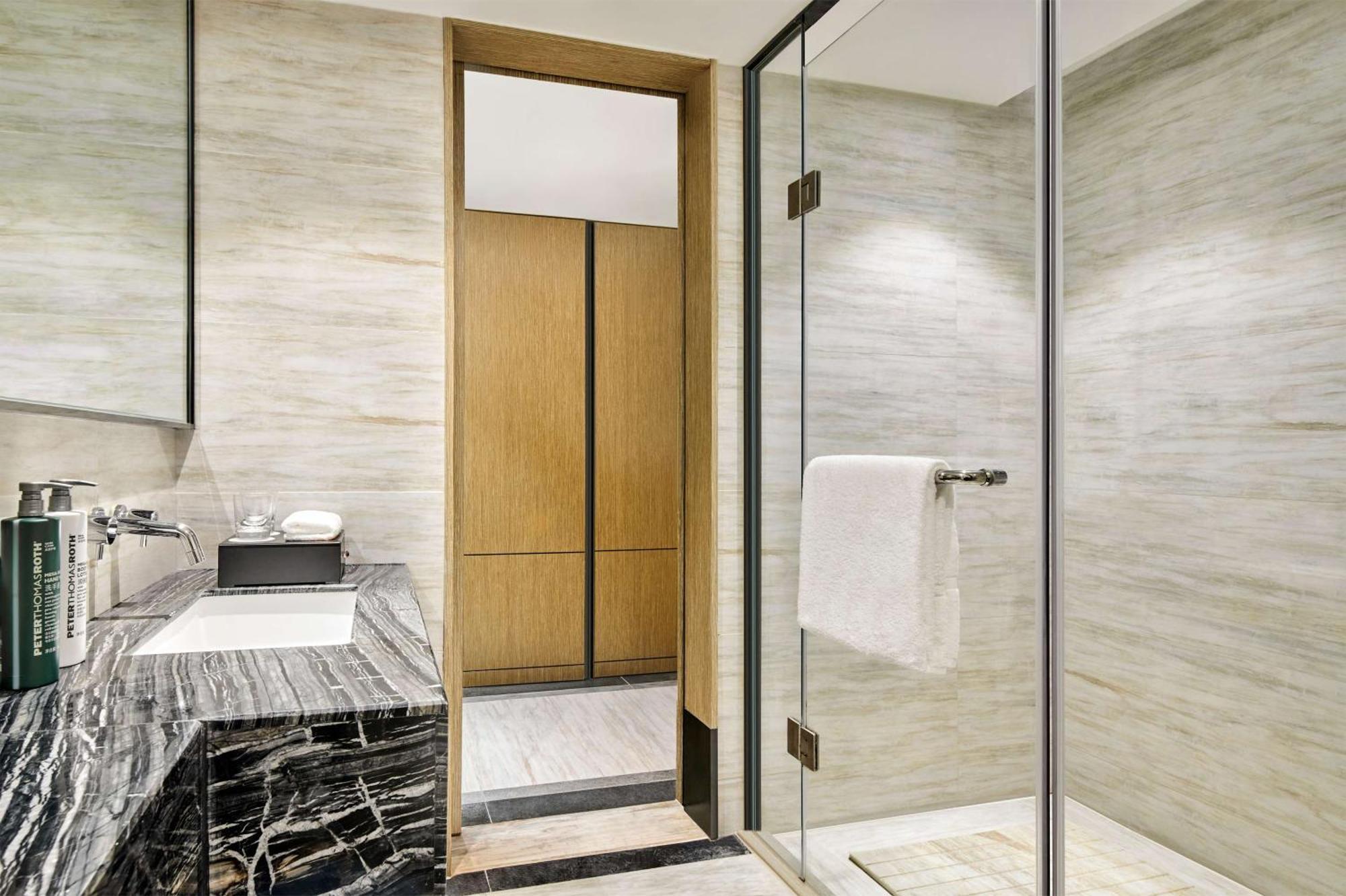 Hilton Garden Inn Wuhan Hankou Екстер'єр фото