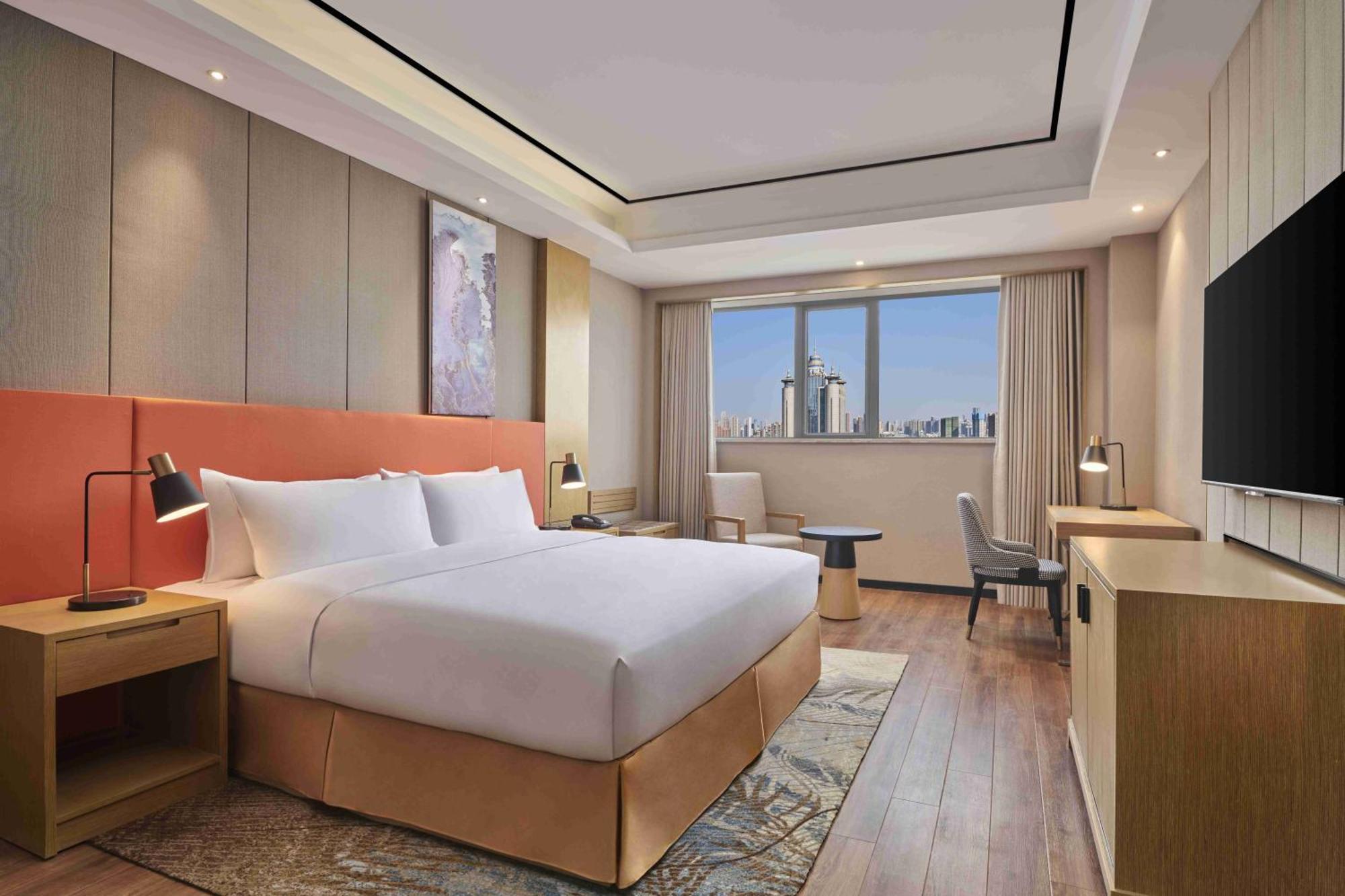 Hilton Garden Inn Wuhan Hankou Екстер'єр фото