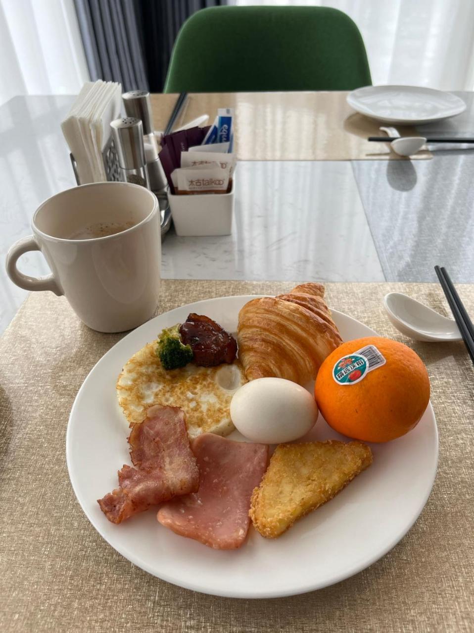 Hilton Garden Inn Wuhan Hankou Екстер'єр фото