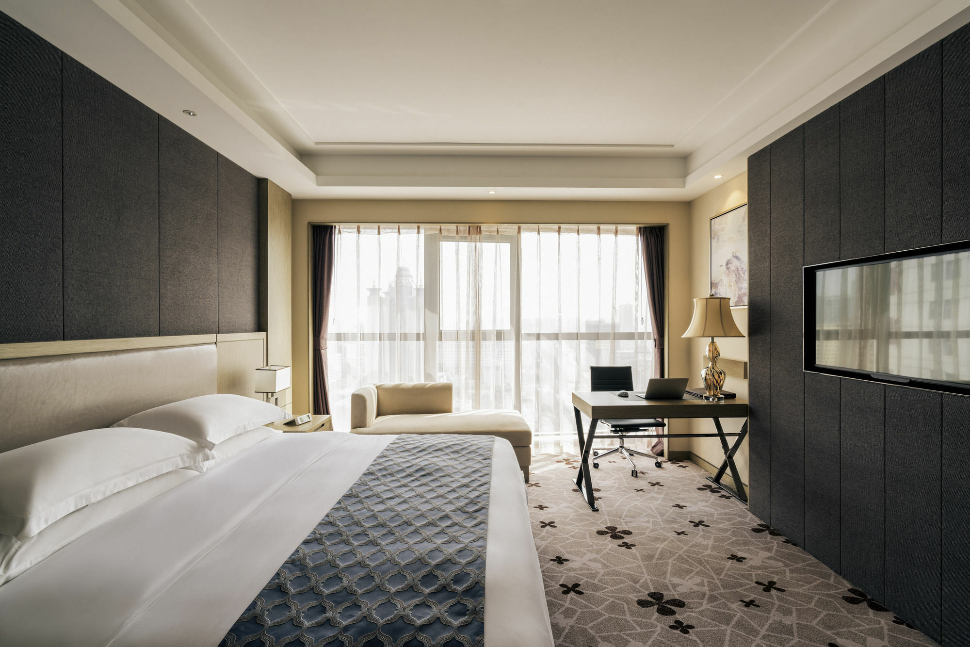 Hilton Garden Inn Wuhan Hankou Екстер'єр фото